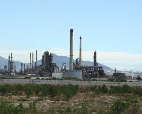 oil-depot